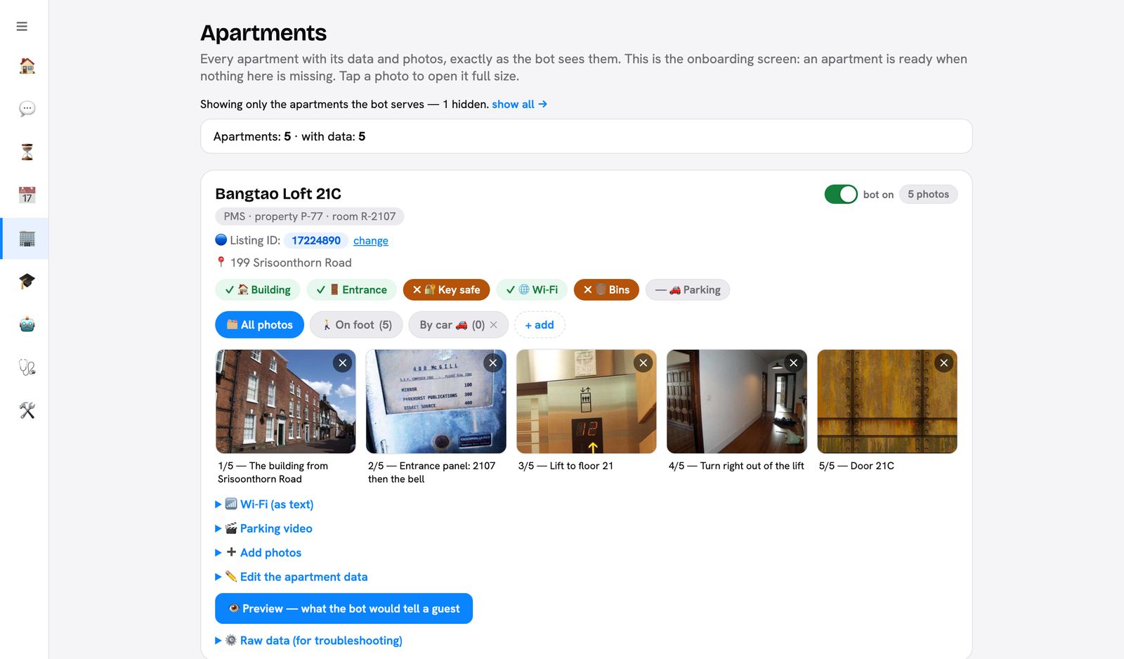 The Apartments screen: each apartment with its photos, its scenario tabs and the gaps marked in red.